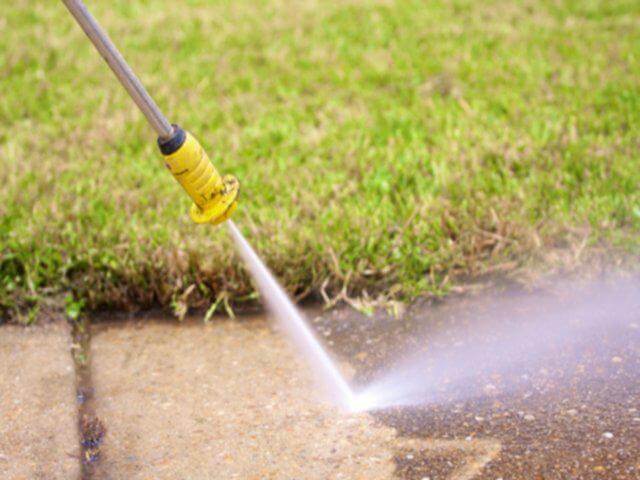 Pressure Washing Services in the Chicagoland and Illinois Area